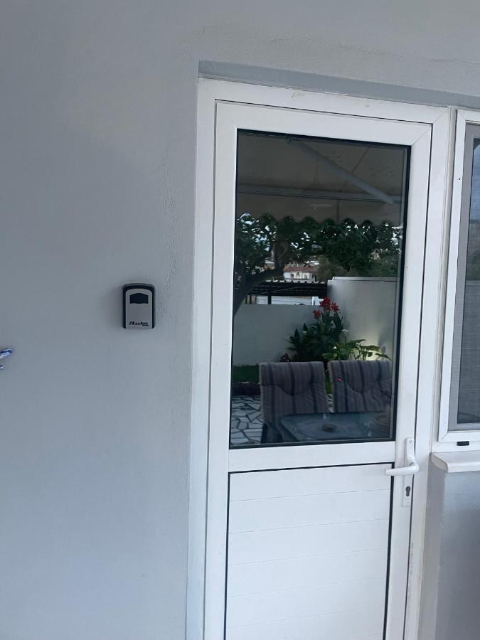 Sunny Beach House Corinto Esterno foto